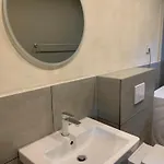 Flat דירה באד קראוצנבאך